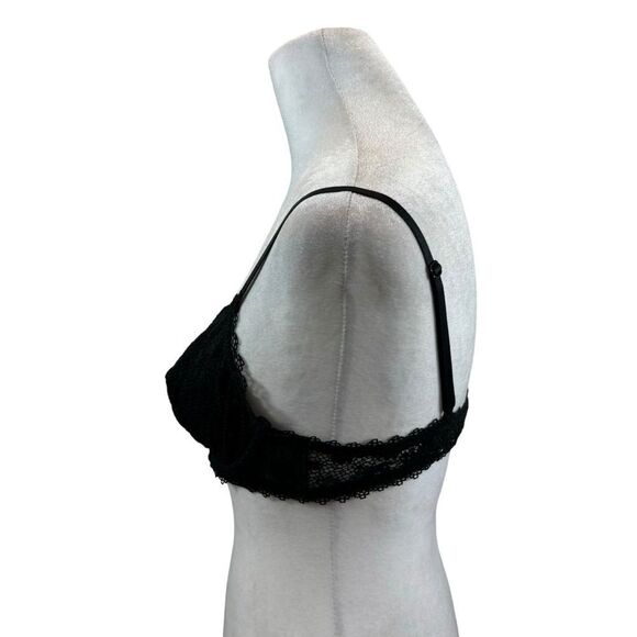Ladies Victoria’s Secret Brand Black Lace Bralette with Underwire Size Medium - Picture 6 of 9